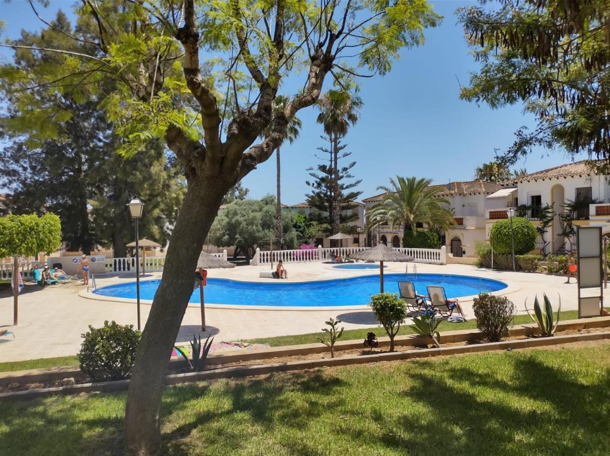 El Mirador, Villamartin, Cot To Hire, Wifi, Pool, Parking Buitenkant foto